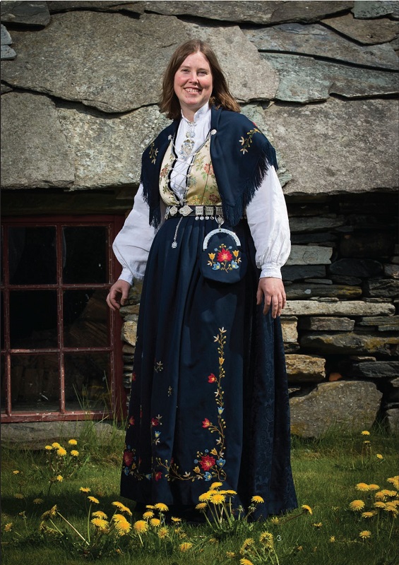 rogalandsbunad kvinne